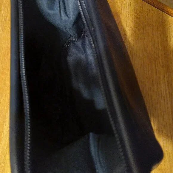 AUTHENTIC Salvatore Ferragamo Travel Toiletry Makeup Cosmetic Bag Case - Picture 6 of 6